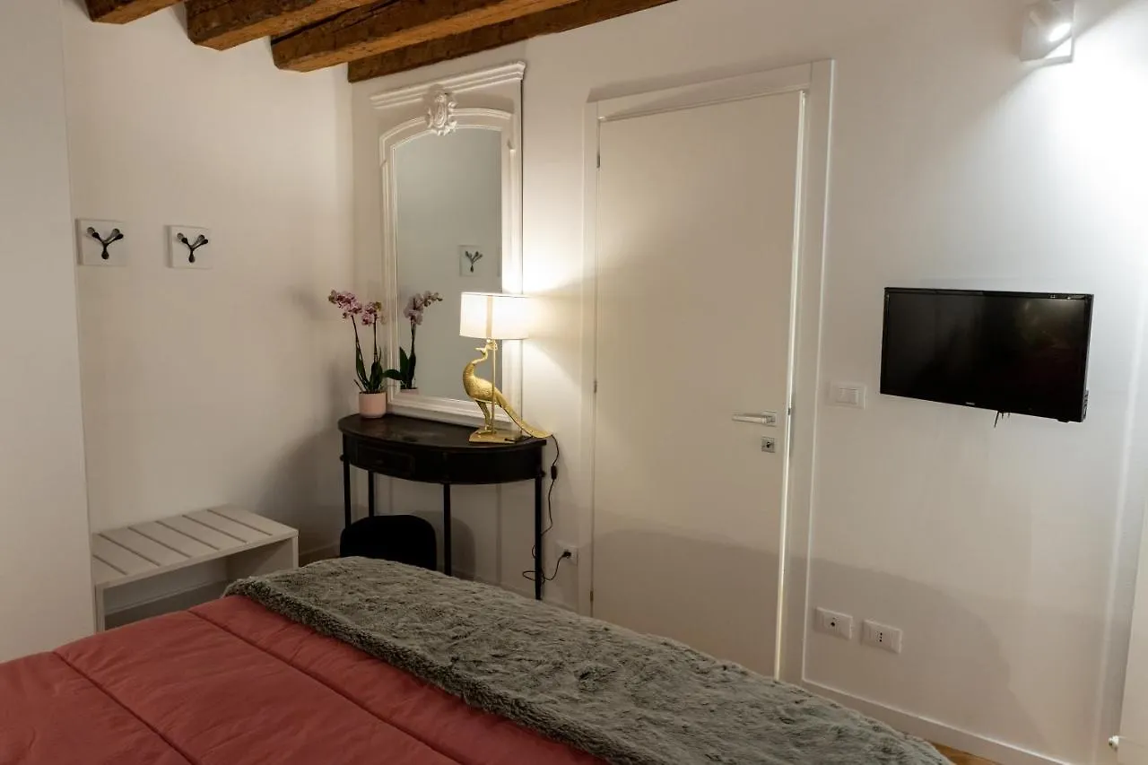 Venice Vibes - Terrace Apartment In Venice Italy